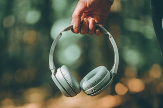 Vibe Check: Elevate Your Music & Movie Experience with CBD & THC