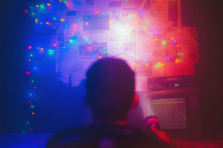 Conspiracy Theories & Chill: Enhancing Your Deep Dives with THC & Nootropics